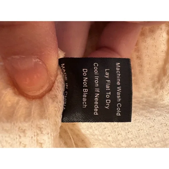 POL Oversized Hoodie Top, Sz Large, Cream Thermal Body, Camo Patch, Balloon Slv - Picture 8 of 8